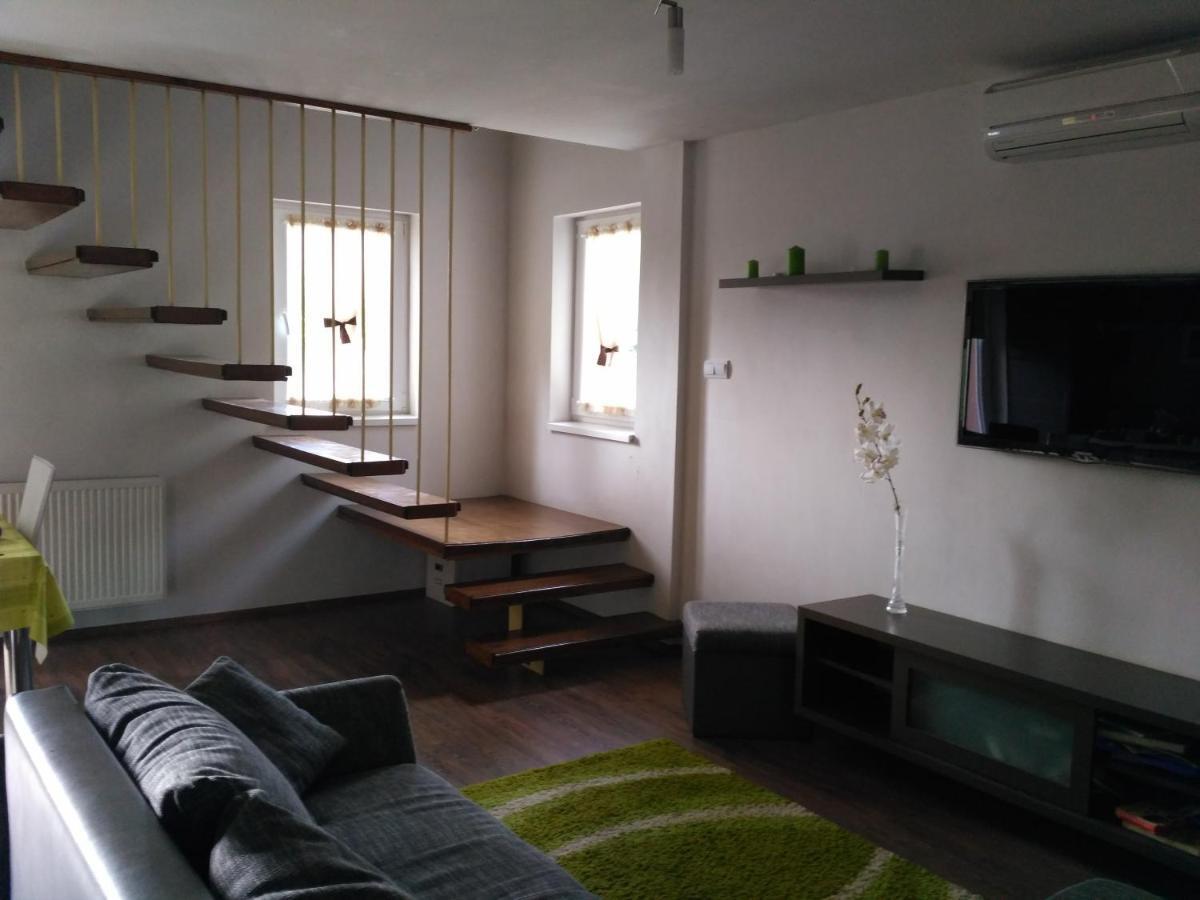 Family Holiday Apartman Nyíregyháza Eksteriør bilde